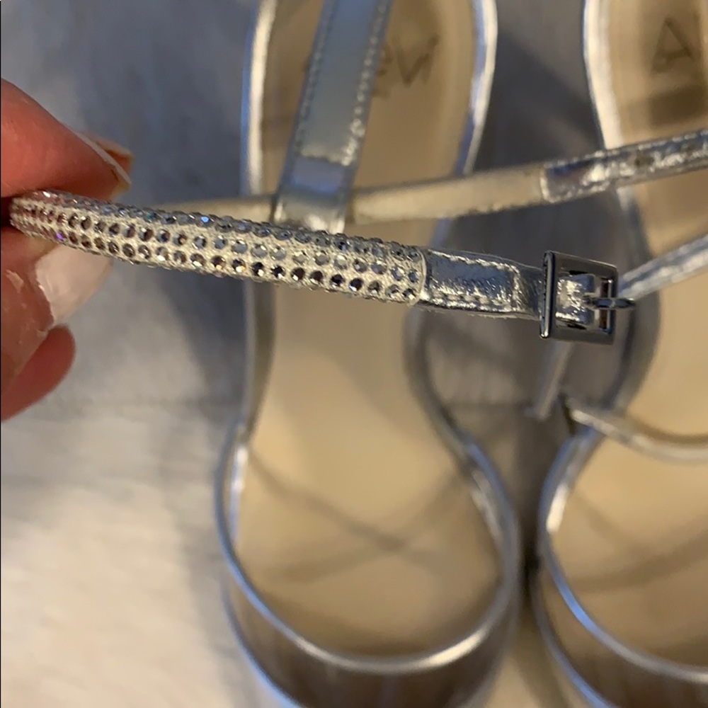 Shoes - Picture 3 of 6